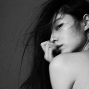 小舞让我揉她🐻脱她衣服
